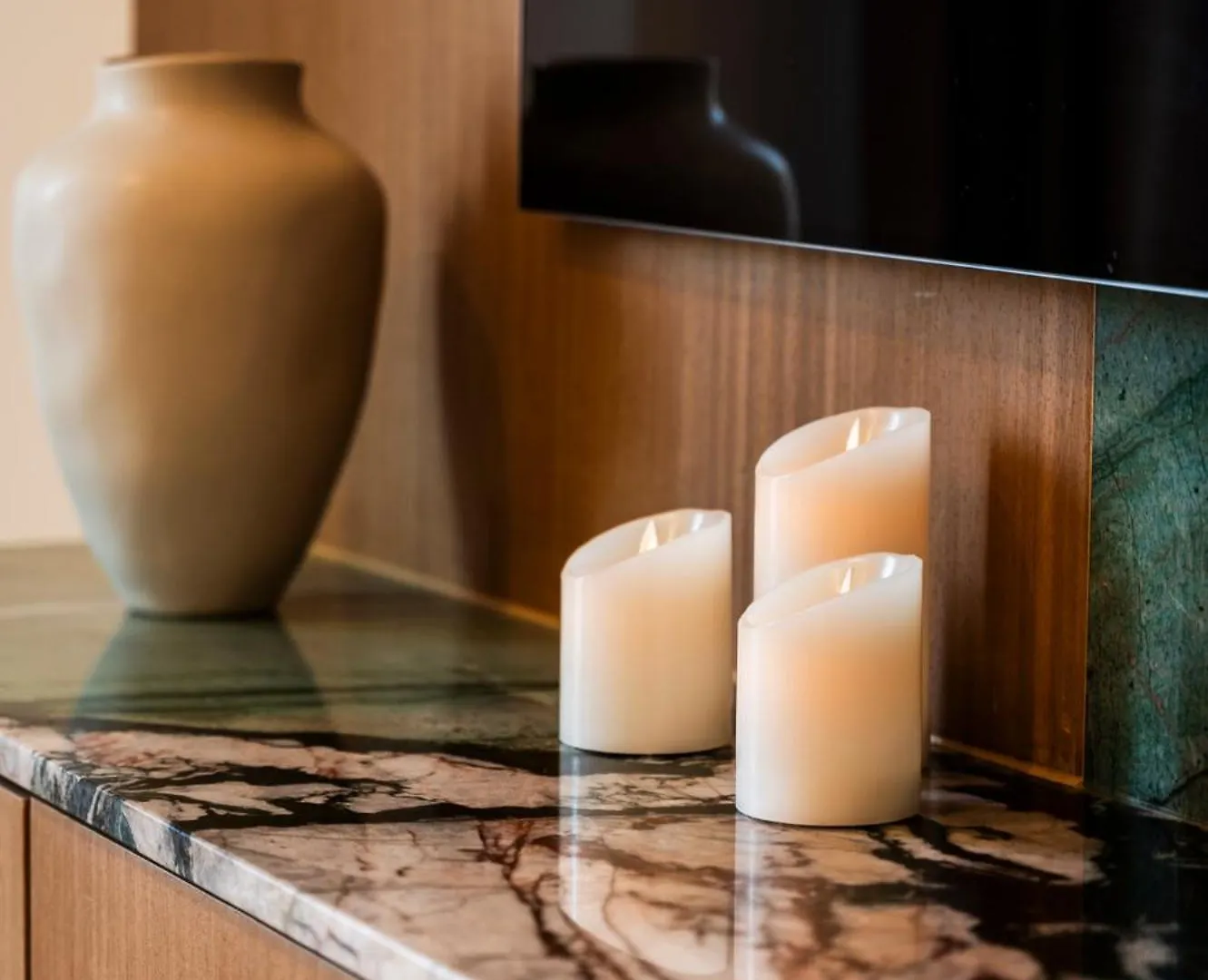 Luxurious Air-conditioned Perle Apartment *