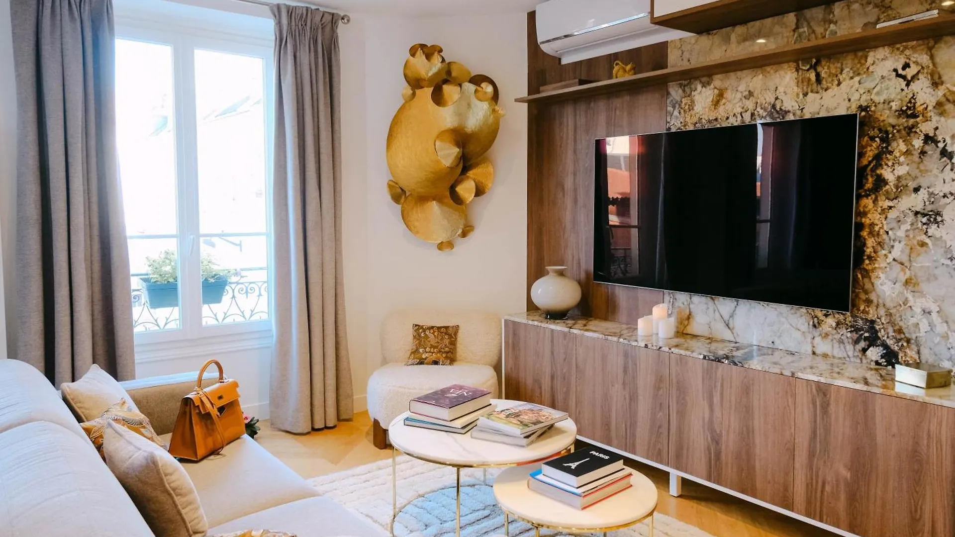 Apartment Luxurious Air-conditioned Perle Paris